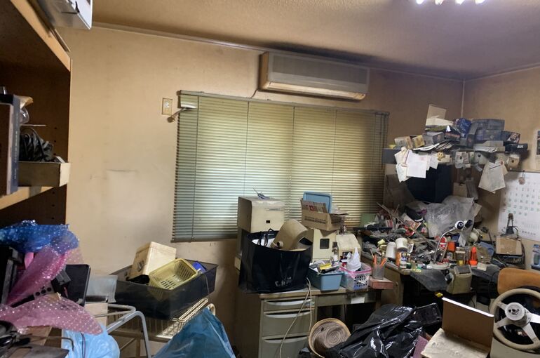 FF995B93-AB12-45C4-9F42-882AE6337707